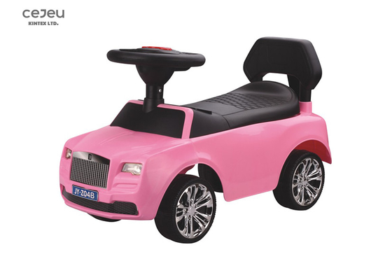 ハンドルをつかむこと容易と18か月のピンクのための車の乗車に床を張るセリウムのフィート