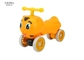 おもちゃ車のプラスチックの滑走の乗車に沿う押しに床を張るフィート